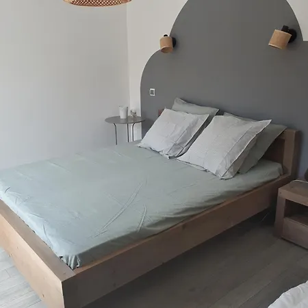 Maison De Village Avec Sa Charmante Petite Cour Interieure Fleury  Esterno foto
