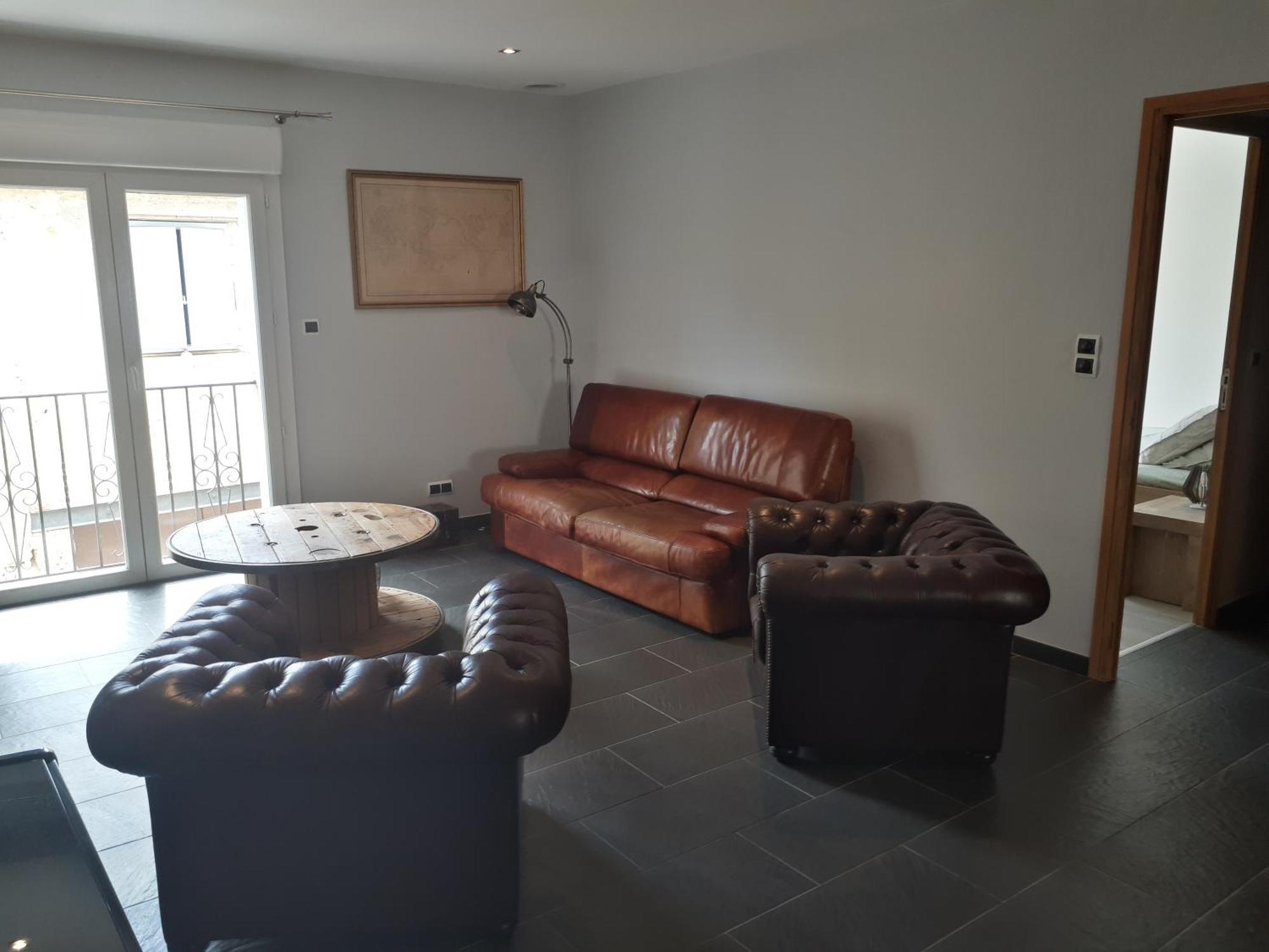 Maison De Village Avec Sa Charmante Petite Cour Interieure * Fleury (Aude)