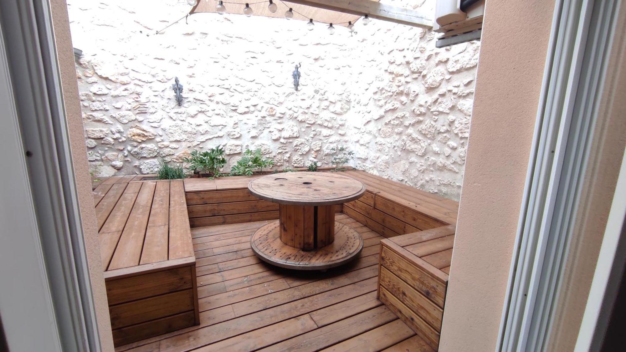 Ferienhaus Maison De Village Avec Sa Charmante Petite Cour Interieure